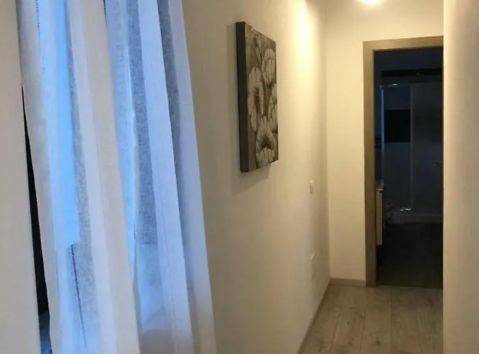 Deluxe Гостевой дом 3*